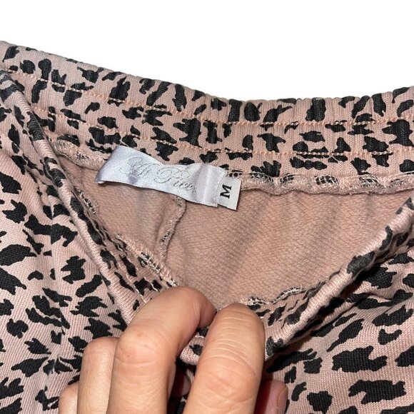 At Piece Womens Lounge Set Size Medium Black Animal Print Pockets Cotton - Picture 3 of 9